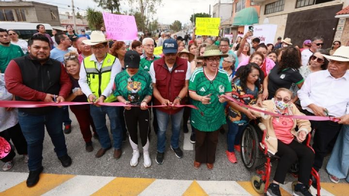 Ecatepec  repavimenta Boulevard Quetzalcóatl con concreto y alumbrado