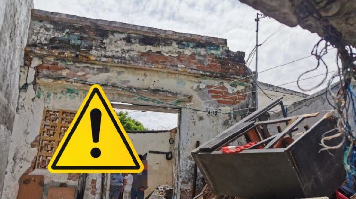 Desalojan a familia de vivienda de Veracruz tras colapso de techo; presenta riesgo estructural