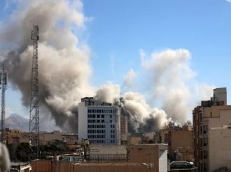 Irán acusa a Estados Unidos de romper el acuerdo de paz; recrudece el conflicto