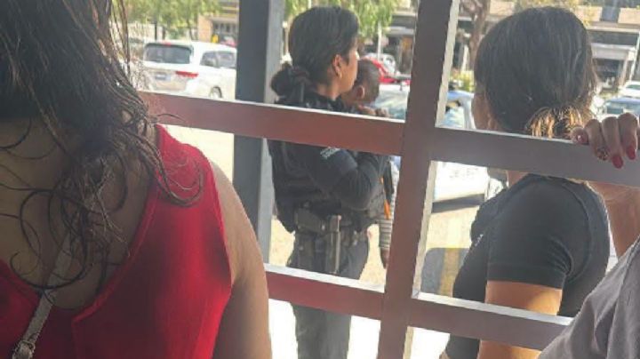 Los cuatro niños abandonados dentro de un auto en León fueron entregados a su mamá