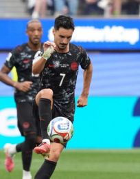 Foto descriptiva de: Exjugador de Cruz Azul mete a Canadá a octavos de final del Mundial 2026
