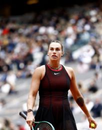 Foto descriptiva de: Aryna Sabalenka se despide de Roland Garros