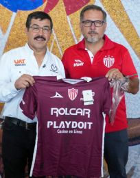 Foto descriptiva de: Firma la UAT alianza deportiva entre Correcaminos y el Club Necaxa de la Liga MX