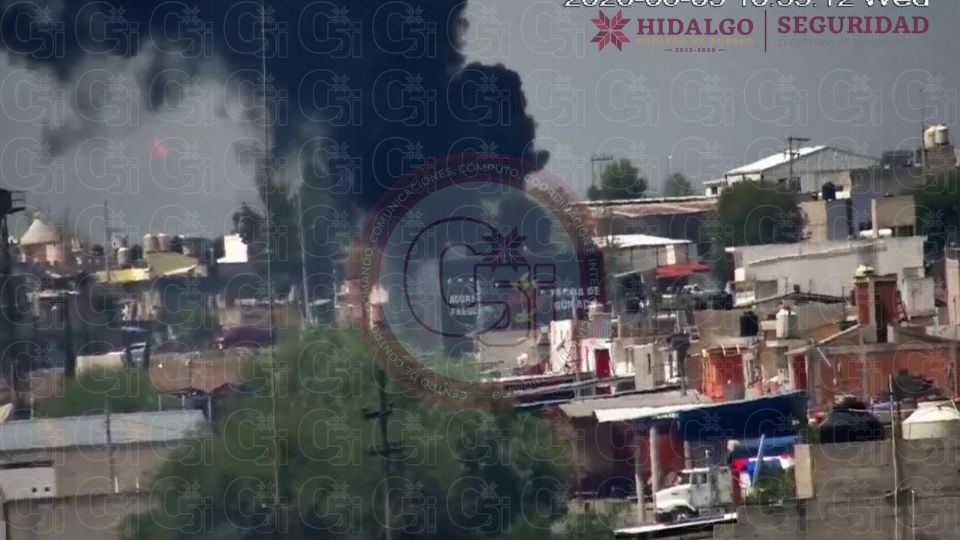 El siniestro, visible desde las cámaras del C5i después de las 10:30 horas, generó una columna de humo de gran tamaño, lo que activó los protocolos de seguridad.