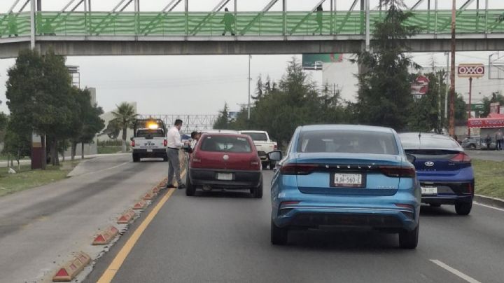 Accidente en el bulevar Felipe Ángeles genera tráfico hacia el sur de Pachuca