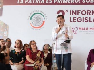 Mientras el pueblo apoye la 4T la oposición hace lo que el viento a Juárez, dice Noroña al PAN León