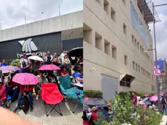 CNTE protesta afuera de Televisa y TV Azteca hoy 8 de junio en CDMX