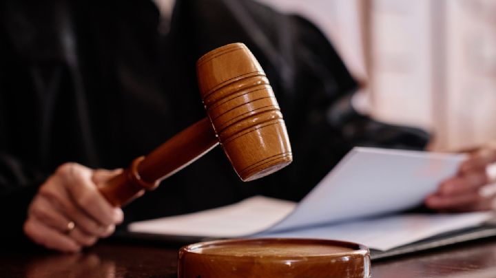 Los jueces no deben ser abogados
