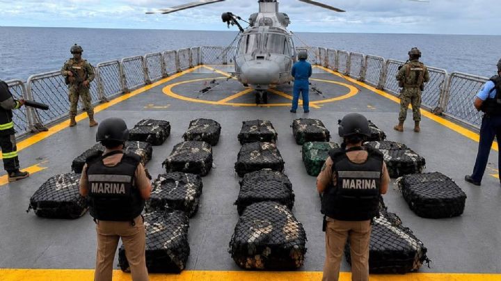 Aseguran embarcación con más de 800 kilos de cocaína en Guerrero; hay 5 detenidos