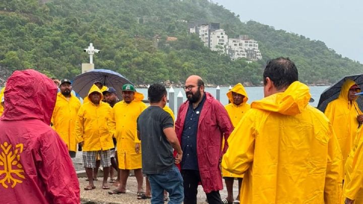 Ricardo Salinas supervisa rehabilitación de imagen urbana en Acapulco