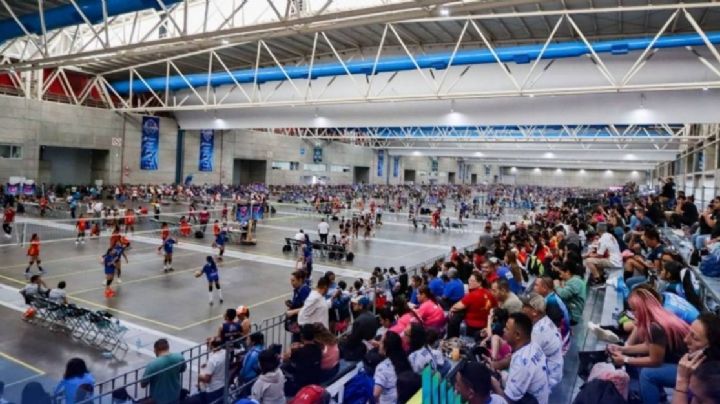 Invaden León más de 17 mil jugadores de voleibol en Festival Nacional