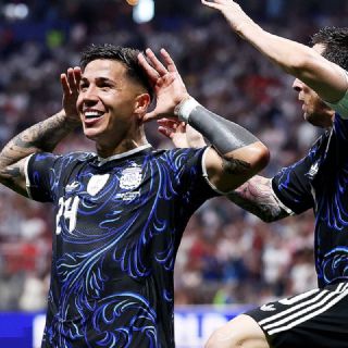 Argentina regresa a la final tras eliminar a Inglaterra con goles en los últimos minutos