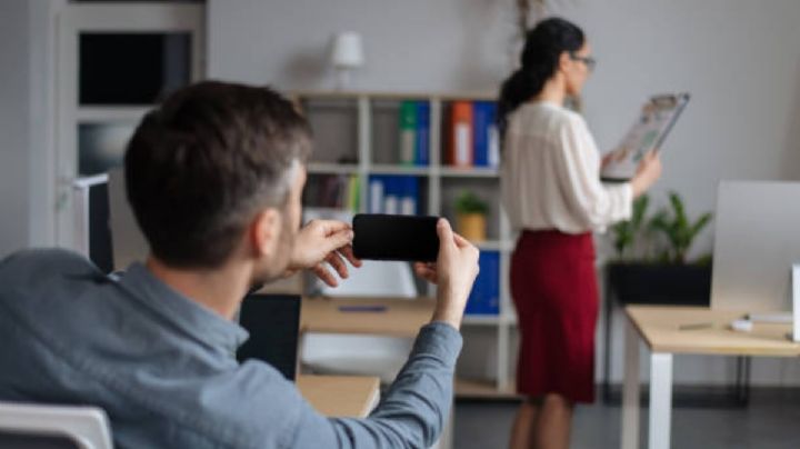 Menor de 14 años investigado por crear desnudos falsos con inteligencia artificial de sus compañeras