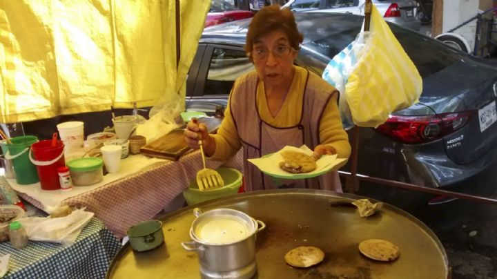 Comer bajo la lluvia