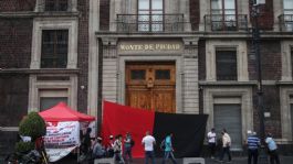 Foto que representa a Monte de Piedad: crece la incertidumbre; clientes exigen fecha de reapertura