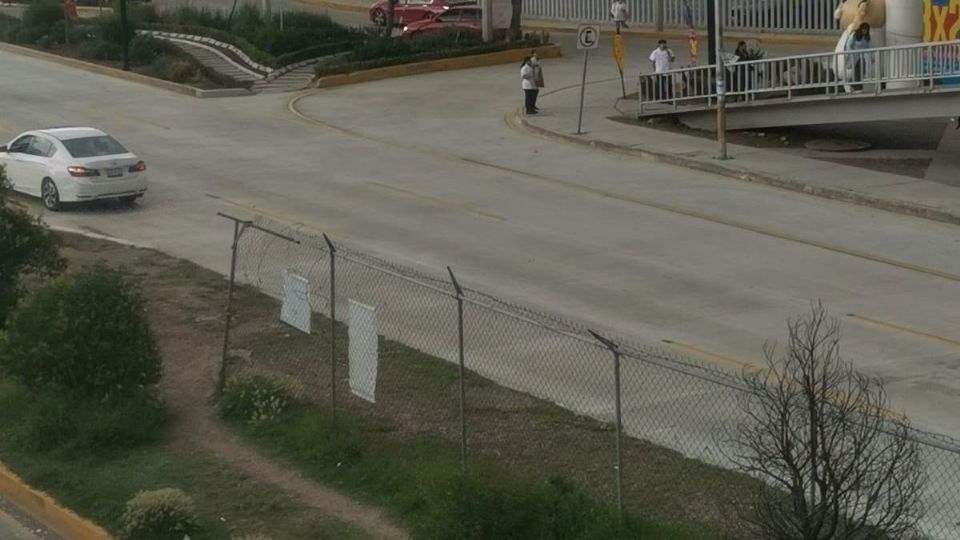 Los carriles del bulevar ya se encuentran pintados y hasta hay semáforos nuevos