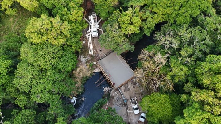 Inauguran puente Dos Arroyos en San Andrés Tuxtla; conectará a 6 comunidades