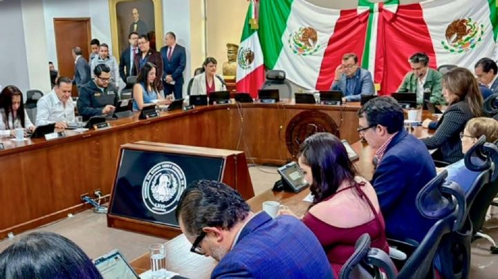 Congreso local va por menos sindicaturas y regidurías, y que mitad de alcaldías sean para mujeres