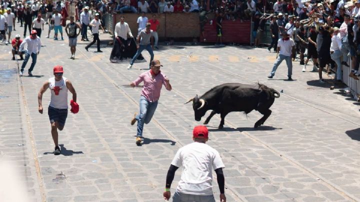 Capea en Xico por fiesta patronal deja saldo de 3 lesionados