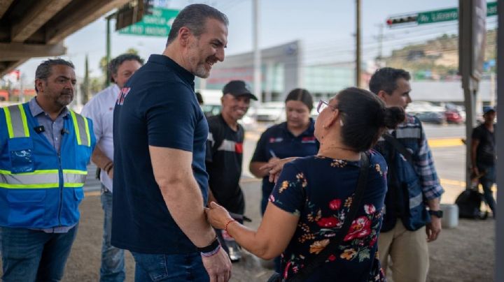 Supervisa Adrián de la Garza rehabilitación de 3.4 kilómetros en la avenida Alfonso Reyes
