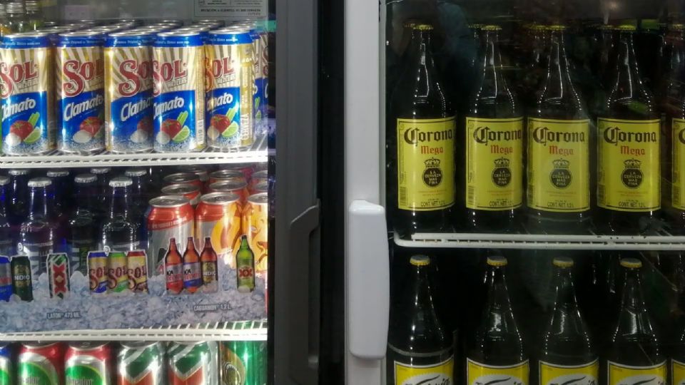 Los participantes al concurso de borrachos deberán beber una caguama