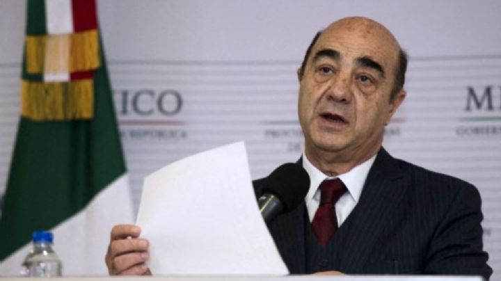 Modifican medida cautelar y disminuyen restricciones para Murillo Karam por el caso Ayotzinapa