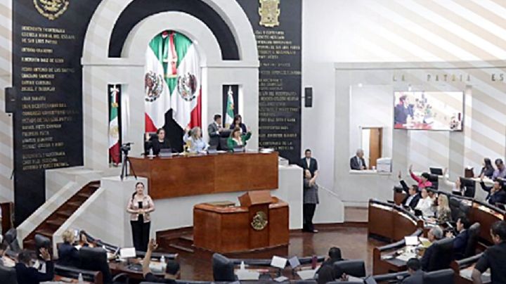 A puerta cerrada, diputados de SLP tumban “Ley Serrano” que sancionaba uso de IA para criticar autoridades