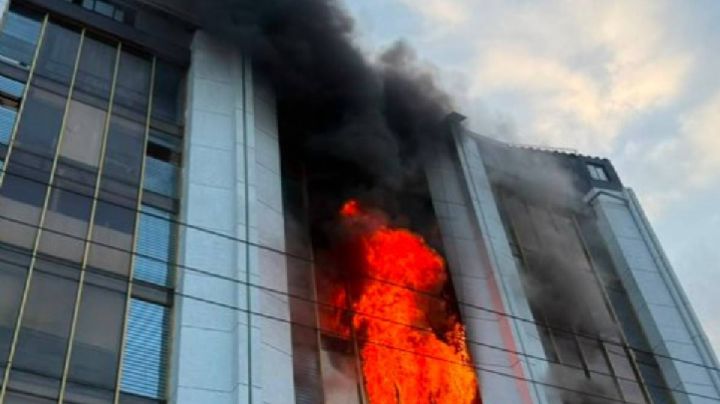 Incendio en Torre Médica en Lindavista moviliza a bomberos en CDMX