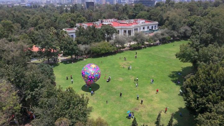 Festival del Globo de Papel San Andrés Tuxtla se presentó en el complejo de Los Pinos
