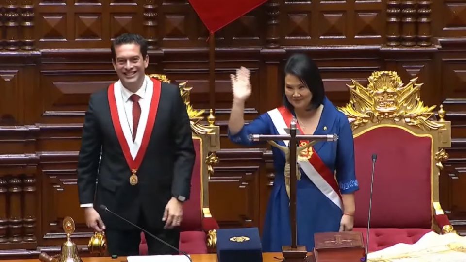 Keiko Fujimori asume la presidencia de Perú; así fue su juramento