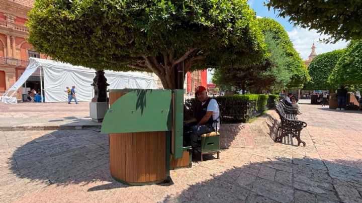 Boleros del centro de León estrenan nuevos cubículos para bolear