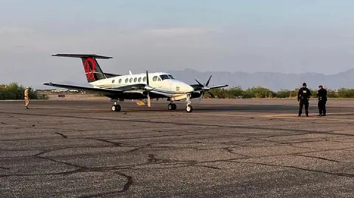 FBI exhibe el avión en el que fue capturado "El Mayo" Zambada