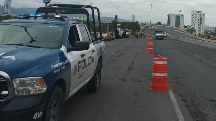 Alerta vial: cierran rampa en el distribuidor Benito Juárez por obras; usa rutas alternas