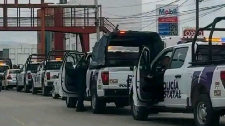 Aseguran a dos taxis tras riña entre operadores en bulevar Nuevo Hidalgo