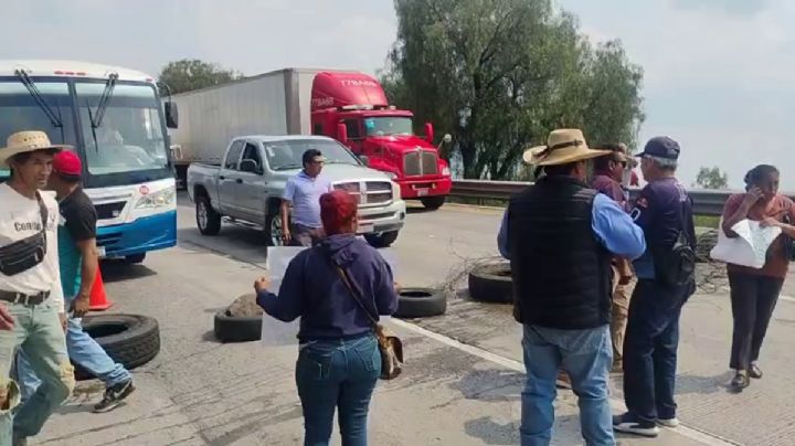 Bloqueo sorpresivo en autopista México-Queretaro, en este tramo de Hidalgo | VIDEO