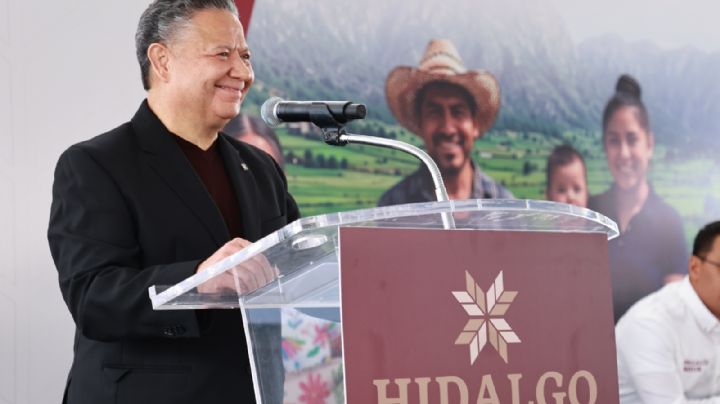 Menchaca fija postura sobre contratos a familias priistas en Viviendas para el Bienestar en Hidalgo