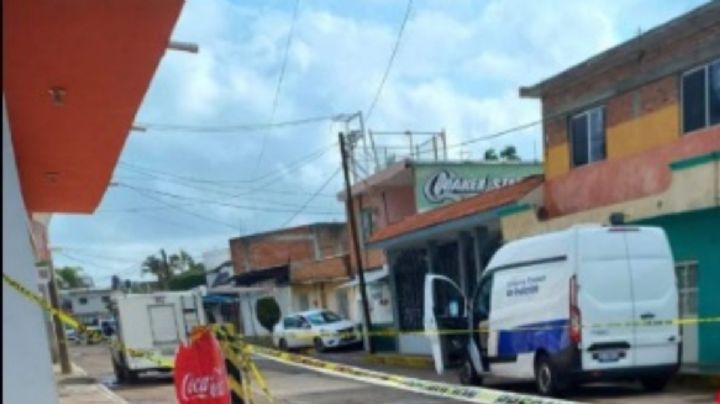 Interceptan hombres armados vehículo y asesinan al conductor, en Villagrán