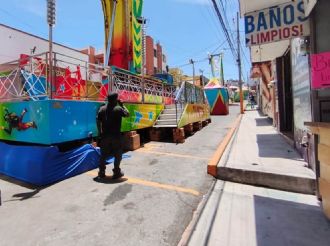 Así la feria de Tulancingo: mujeres protagonizan riña entre puestos | VIDEO