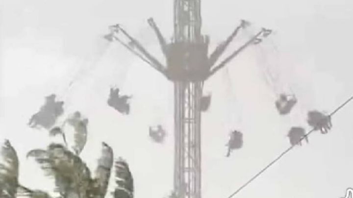 Terror en las alturas en la Feria de Verano: atrapados en las sillas voladoras