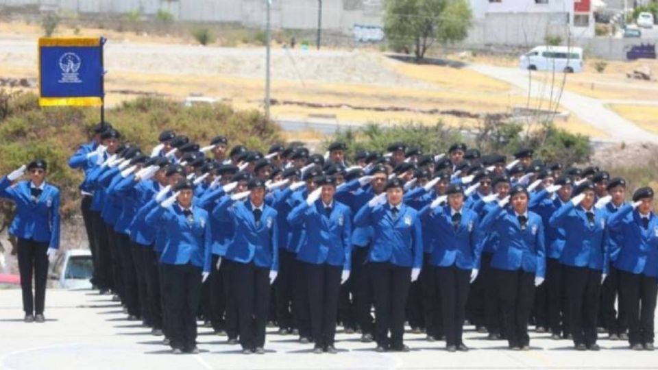 En Guanajuato funcionan seis planteles de preparatorias militarizadas que atienden a alrededor de 3 mil 400 estudiantes.