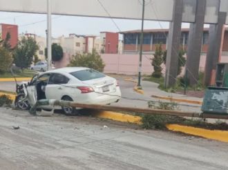 Moviliza a Tránsito Municipal y personal de la CFE choque en Tizayuca